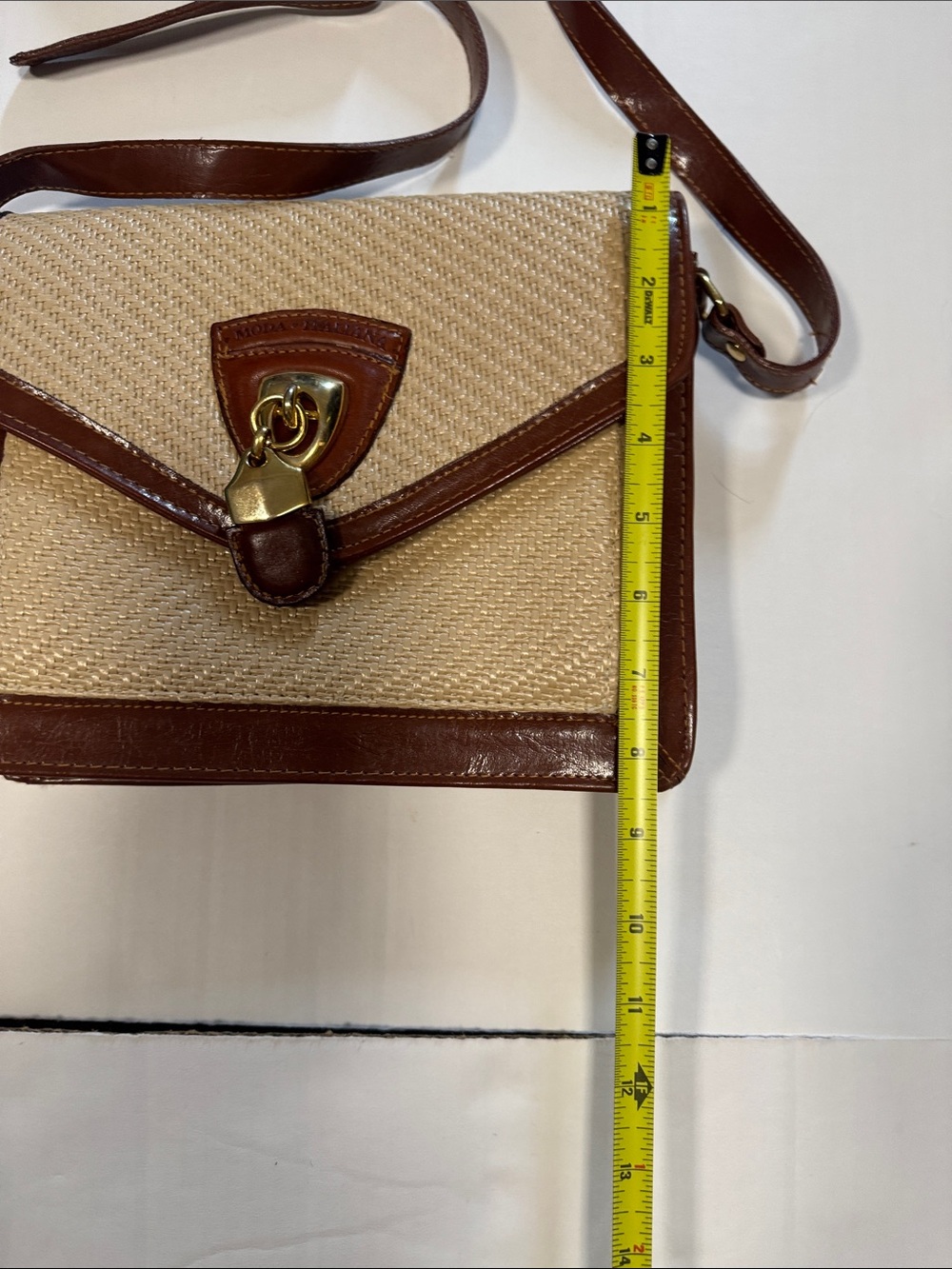 Casual Corner Beige Woven Crossbody with Brown Trim - Picture 3 of 11